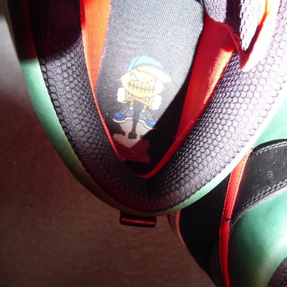 Nike Dunk High Supreme Spark LE East (DJ Clark Kent) - Picture 4 of 11